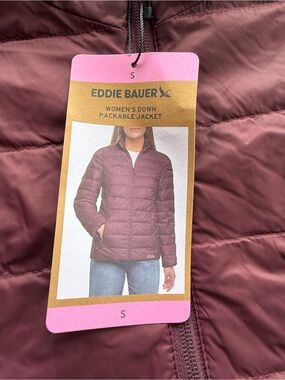 Eddie Bauer Women's Packable Puffer Jacket — Burgundy